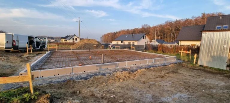 Inwestycja w odnawialne źródła energii: inteligentny krok ku niezależności i ogromnym oszczędnościom